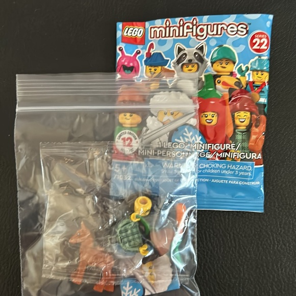 Lego Minifigures Series 22 Horse and Groom CMF - Picture 4 of 5